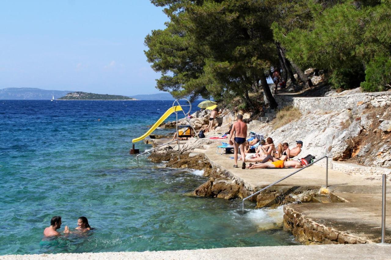 Apartments With A Parking Space Sali, Dugi Otok - 8136 Exterior foto